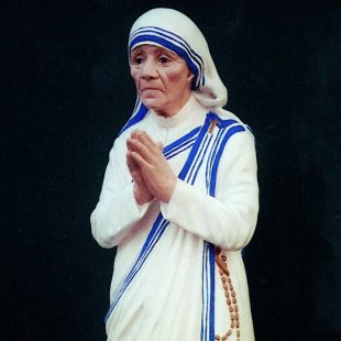 Mother Teresa Statue
