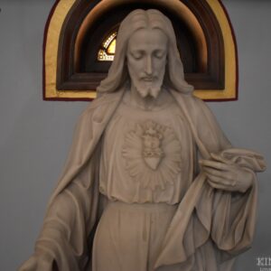 Alternative view of Sacred Heart of Jesus Statue