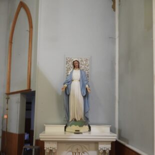 Mary Our Lady of Grace Statue