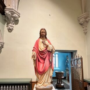 Nice Antique Sacred Heart of Jesus Statue